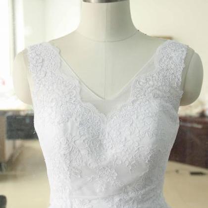 Short V-neck Lace Wedding Dress High-lower Lace..