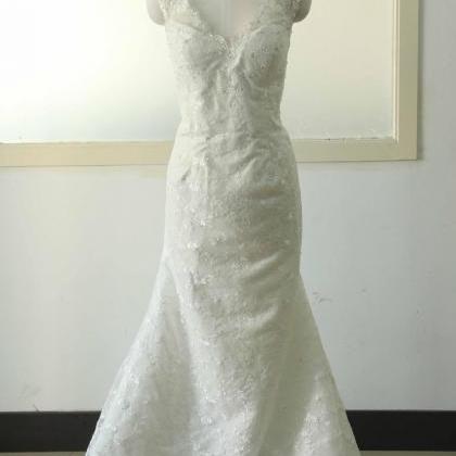 Long Sleeve A-line Lace Wedding Dress Ivory..