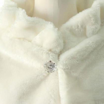 2016 Fashion High Quality Fake Fur Shawl Ivory..